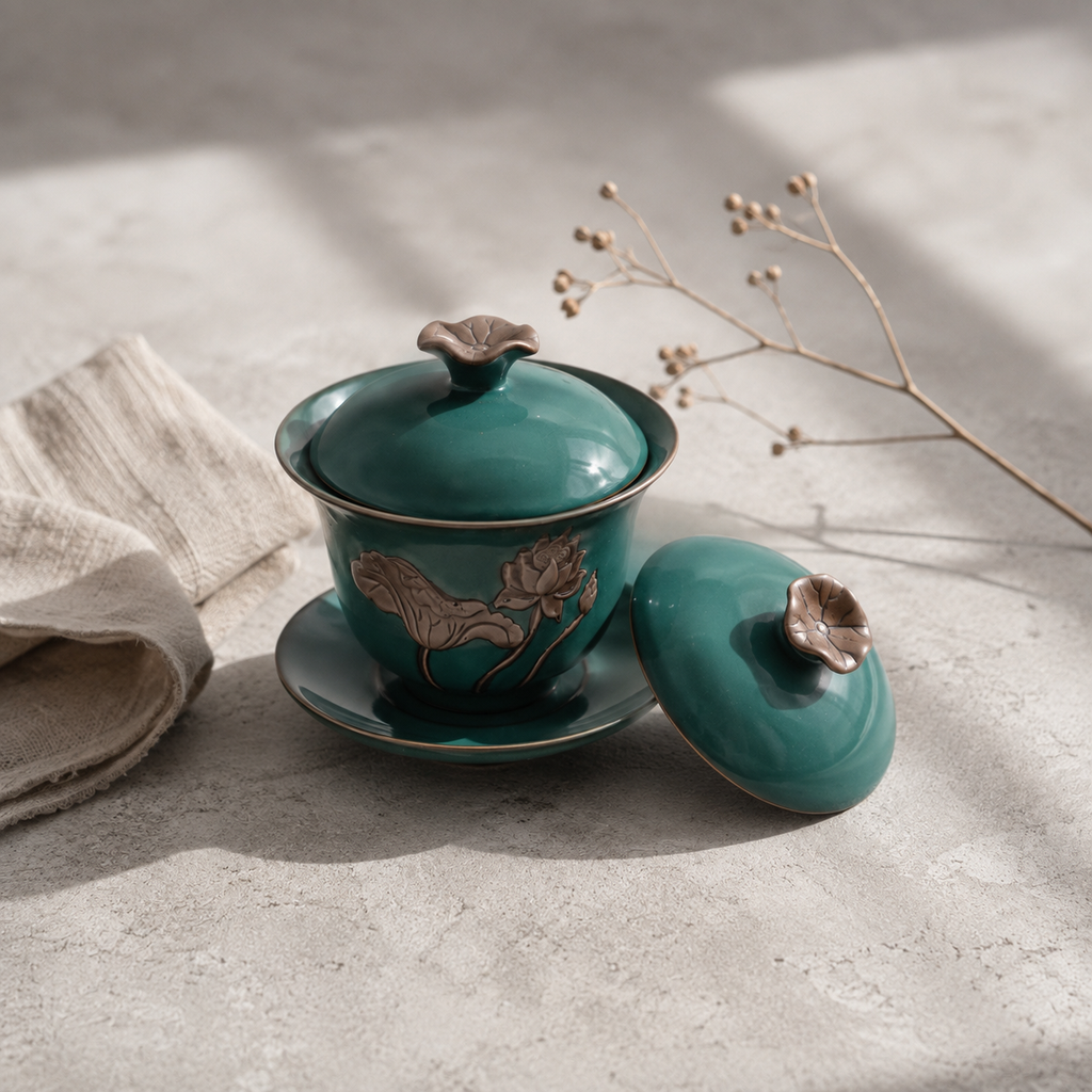 Green Lotus Flowers Gaiwan, 160 ml