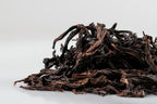 Feng Huang Dan Cong, com folhas longas e bem torcidas do oolong tradicional das montanhas Fénix