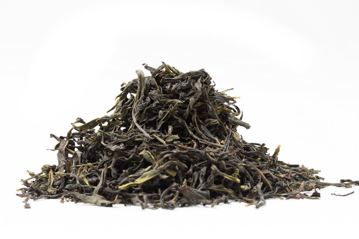 Ya Shi Xiang Dan Cong Duck Shit Aroma traditional Phoenix Mountain Oolong Tea from Guangdong China