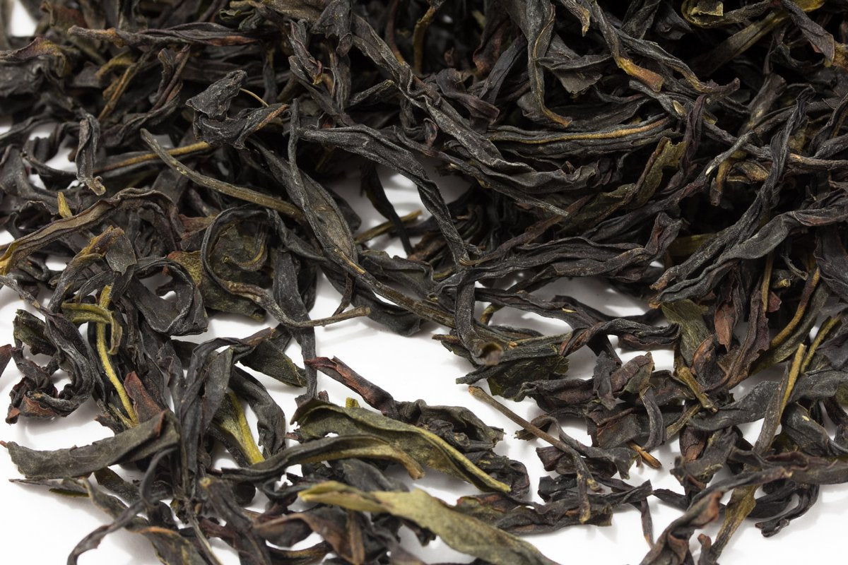 Ya Shi Xiang Duck Shit Aroma Dan Cong brewed Gongfu style with bright yellow tea liquor